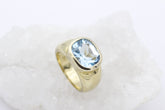 Massiver Gelbgold Unisex Ring aus 333 / 8k mit ein Blautopas | Gr. 57