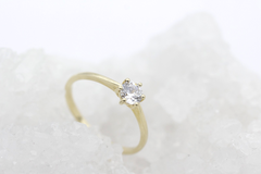 Schöner Solitär Damen Ring aus 585 / 14k Gelbgold mit ein Zirkonia | Gr. 59