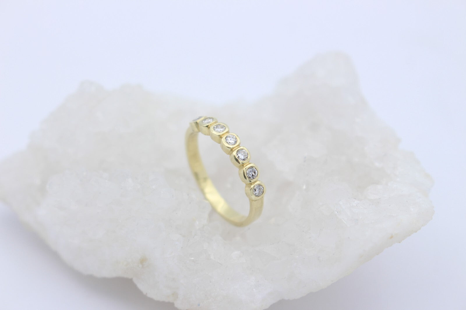 Wunderschöner Damen Ring Halb Memory-Ring aus 14k/ 585er Gelbgold mit Brillanten
