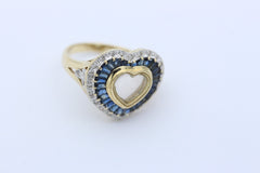 Schöner Damen Herz Ring aus 585 / 14K Gelbgold mit Saphir & Diamanten
