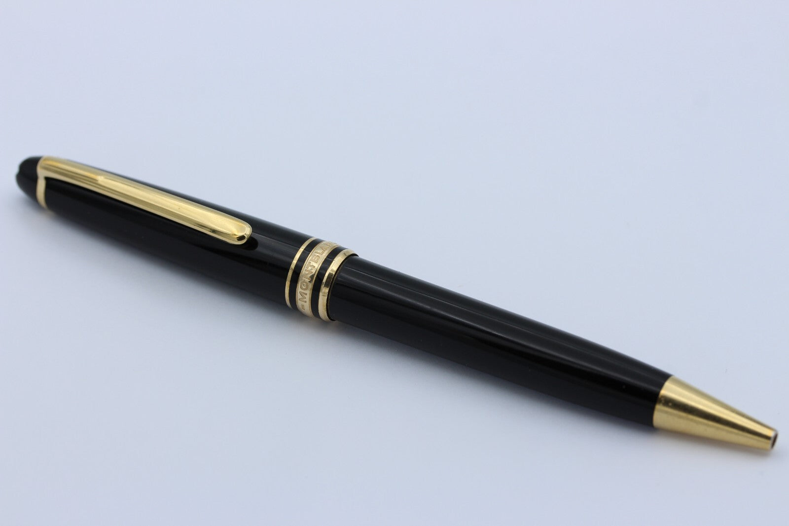 Montblanc Meisterstück Classique Gold-Coated Kugelschreiber