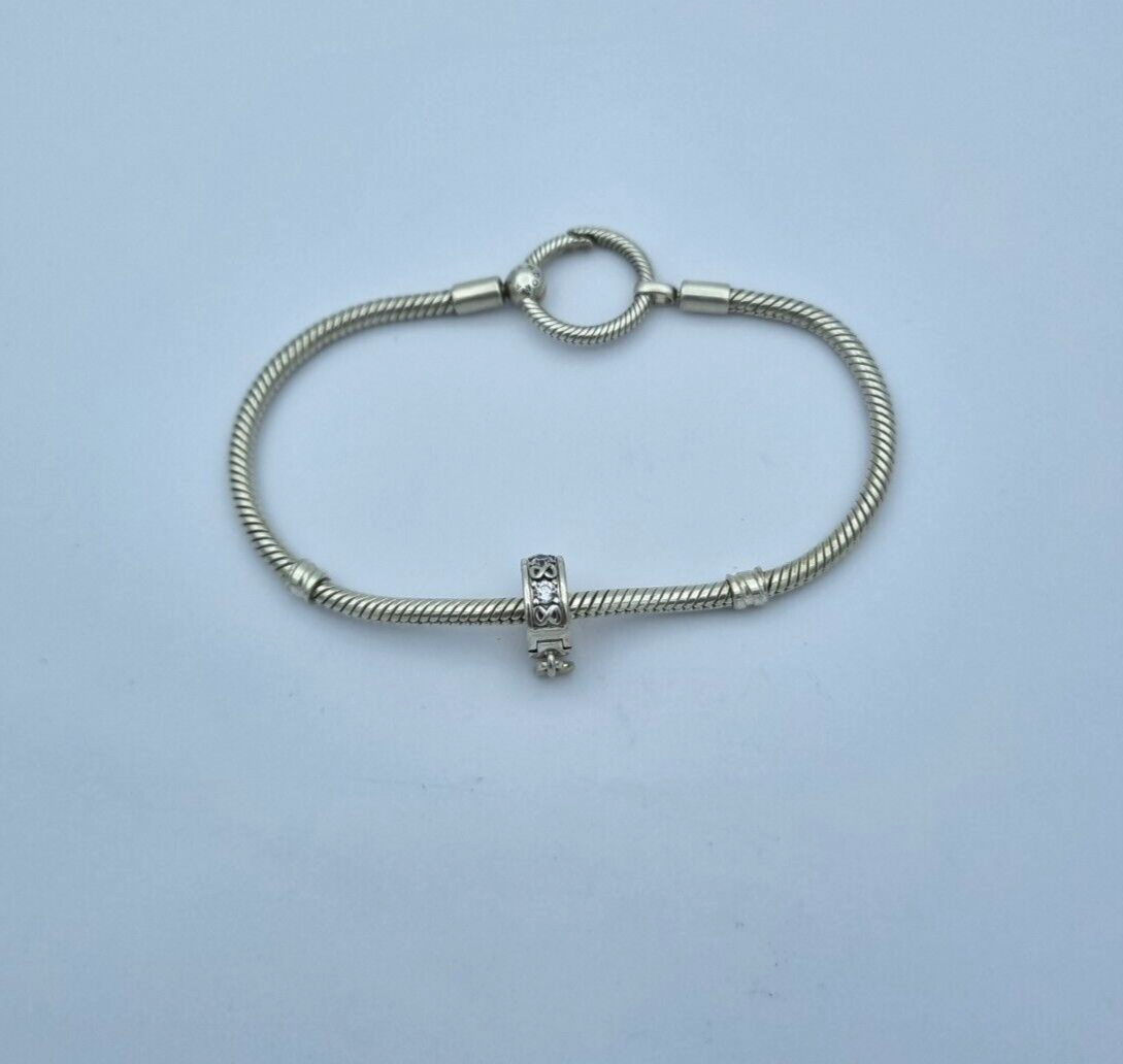 Pandora Armband 925 Sterlingsilber mit ein Pandora Charm