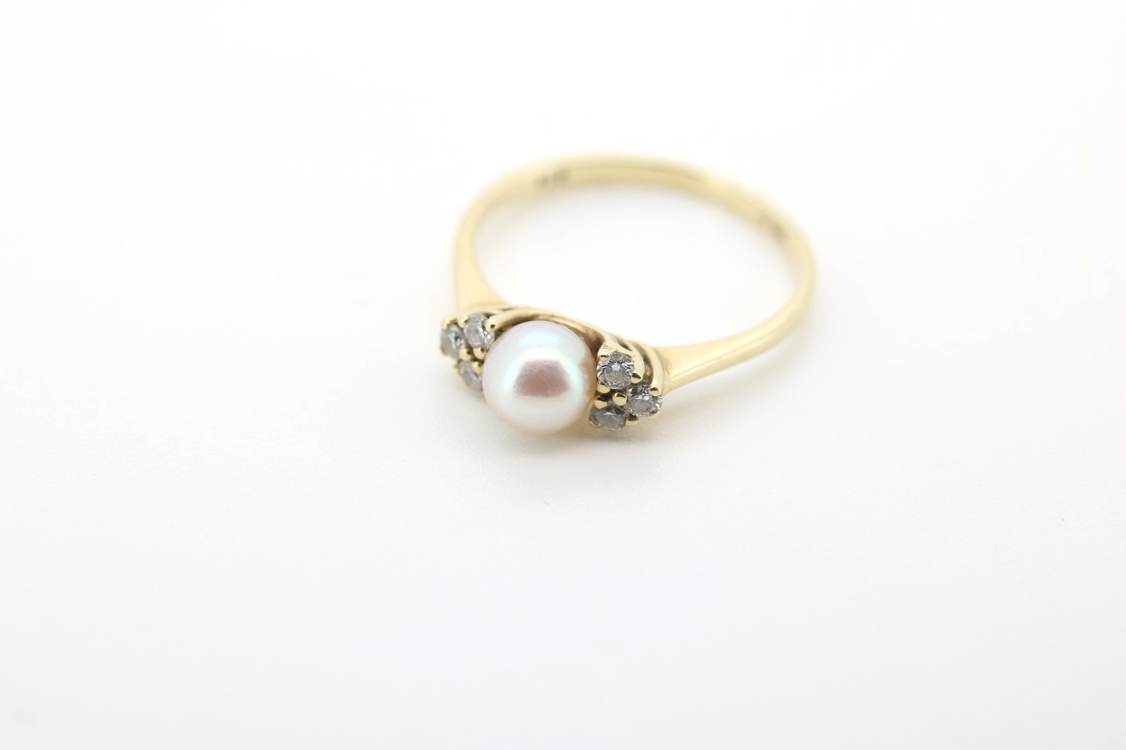 Eleganter 585 14K Goldring mit Brillanten und Perle – Vintage Stil | Gr. 52