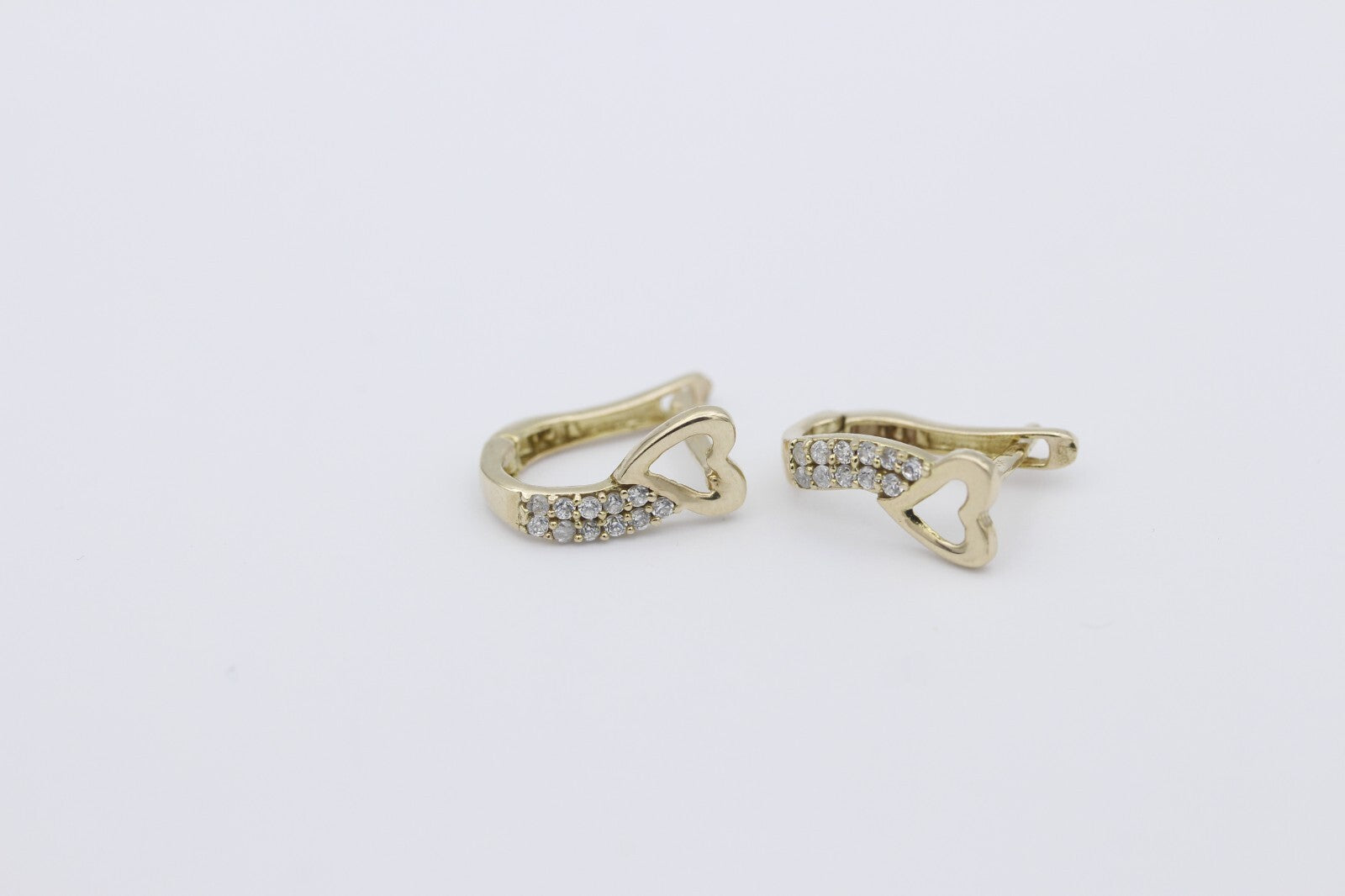 Wunderschöne Damen Herz Ohrringe Ohrschmuck aus 585er Gelbgold mit Zirkonia