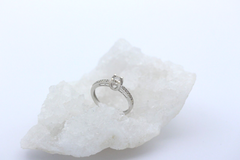 Wunderschöner Damen Ring aus 750 / 18k Weißgold mit Diamanten in Brillantschliff