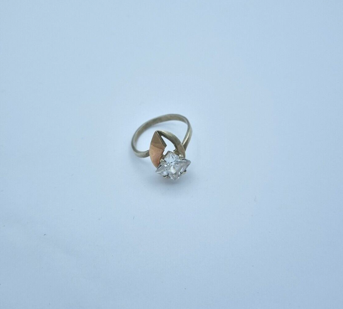 Schöner Damen Ring aus 875 Silber mit Zirkonia in Prinzessschliff Gr. 59