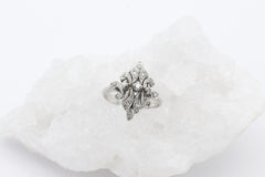 Wunderschöner Silberring mit Diamanten im filigranen Design | Gr. 54