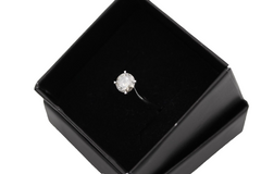 Schöner Ring aus 585er Weißgold Solitär Brillant ca. 0,95ct. (K-L/PI)