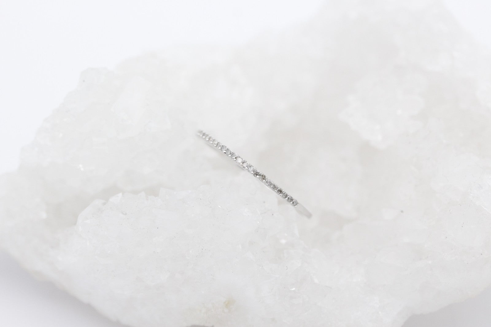 Zarter Damen Halbmemory Ring aus 375 / 9k Weißgold mit Diamanten | Gr. 52