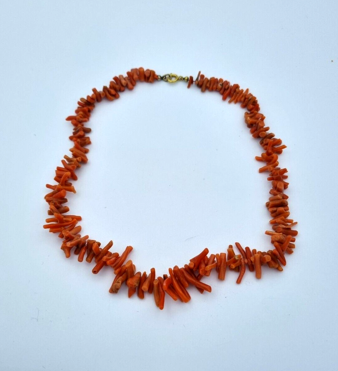 Schöne Korallen Halskette Korallenkette Länge ca. 36 cm