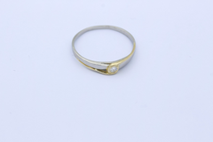 Zarter 950 Platin Ring mit ein Brillant – Bicolor Gelbgold Diamant ca. 0,10 ct.