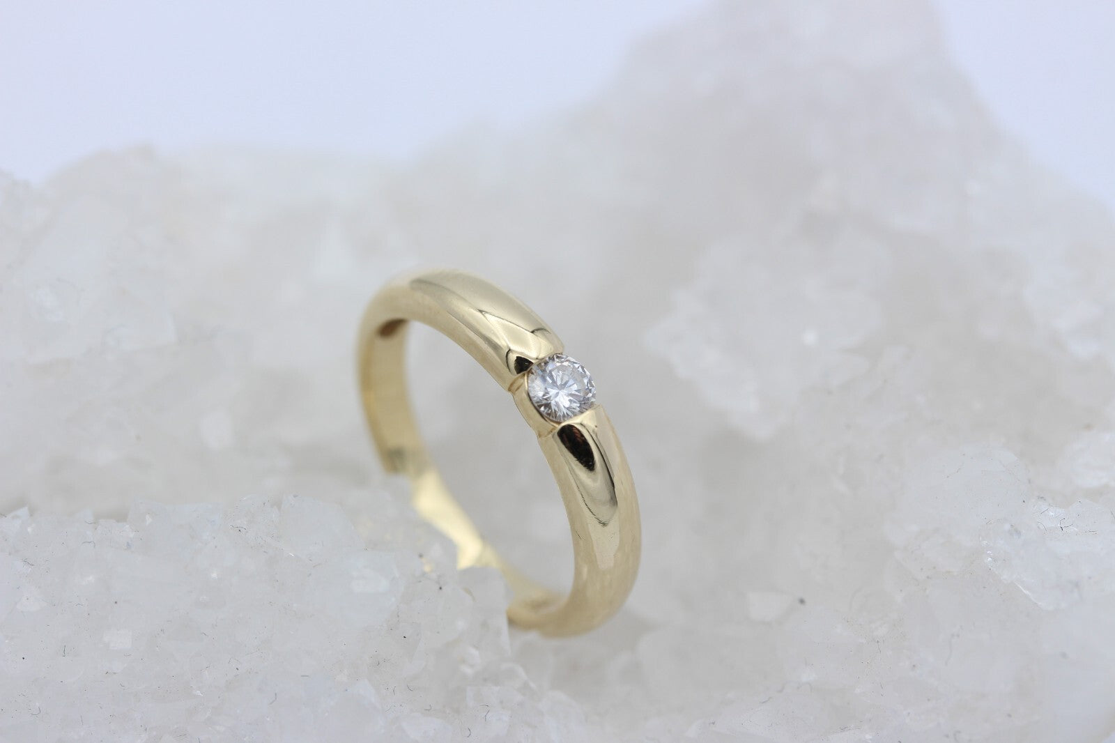 Exklusiver Solitär Spannring aus 585er / 14k Gelbgold mit ein Brillant 0,15 ct.