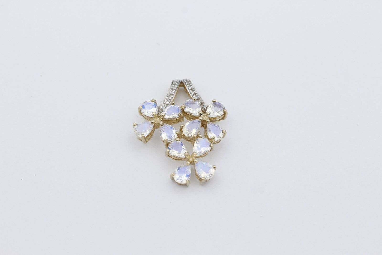 Außergewöhnlicher Juwelen Anhänger aus 375 / 9k Gelbgold mit Quarz & Diamanten