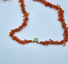 Schöne Korallen Halskette Korallenkette Länge ca. 46 cm