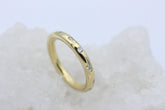 Niessing Massiver Ring aus 750 / 18k Gelbgold mit 14 Diamanten Sternenhimmel