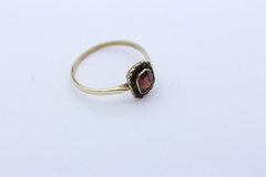 Art-Deco Ring aus 333er / 8K Gelbgold mit Granat Steine | Gr. 62