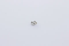 Zarter Stecker Piercing Ohrschmuck aus 585 / 14k Weißgold mit ein Brillant