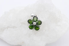 Schöner Juwelen Anhänger aus 375 / 9 Karat Weißgold mit Edelsteine & Diamanten