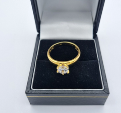 Wunderschöner Solitär Damen Ring aus 925 Sterlingsilber Vergoldet Zirkonia