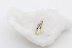 Schöner Ring Herzform aus 585er Gelbgold mit Diamanten Gr. 56