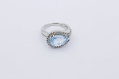 Wunderschöner Juwelen Ring aus 925 Sterlingsilber mit ein Aquamarin & Zirkonia