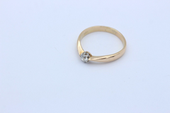Schöner Solitär Damen Ring aus 585 / 14k Gelbgold mit ein Brillant ca. 0,17 ct.