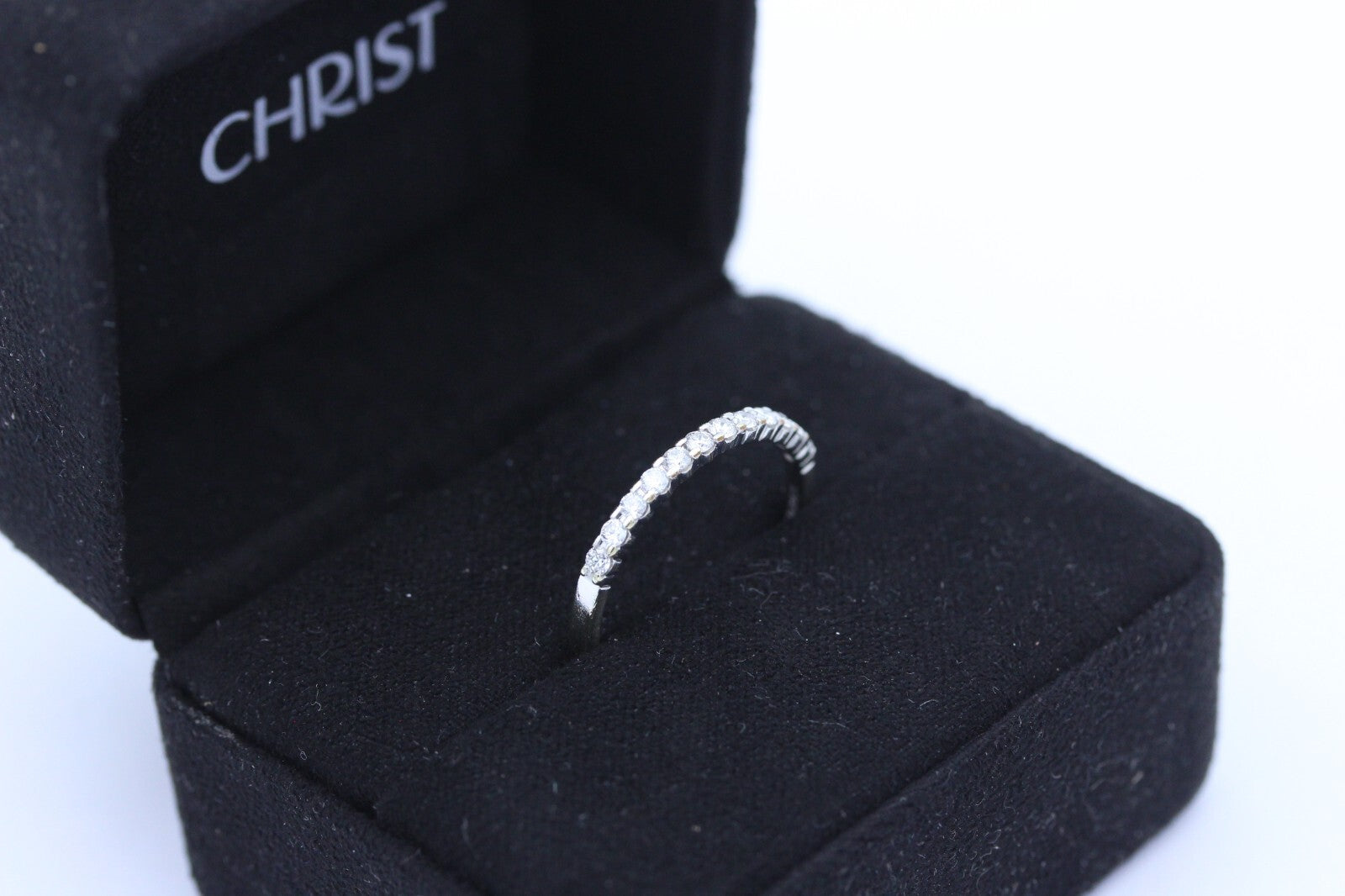 Zarter Christ Damen Ring Halb Memory Brillanten aus 585 / 14k Weißgold | Gr. 54