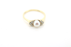 Eleganter 585 14K Goldring mit Brillanten und Perle – Vintage Stil | Gr. 52