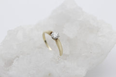 Schöner Damen Solitär Ring aus 585er Gelbgold mit ein Brillant ca. 0,32 ct.