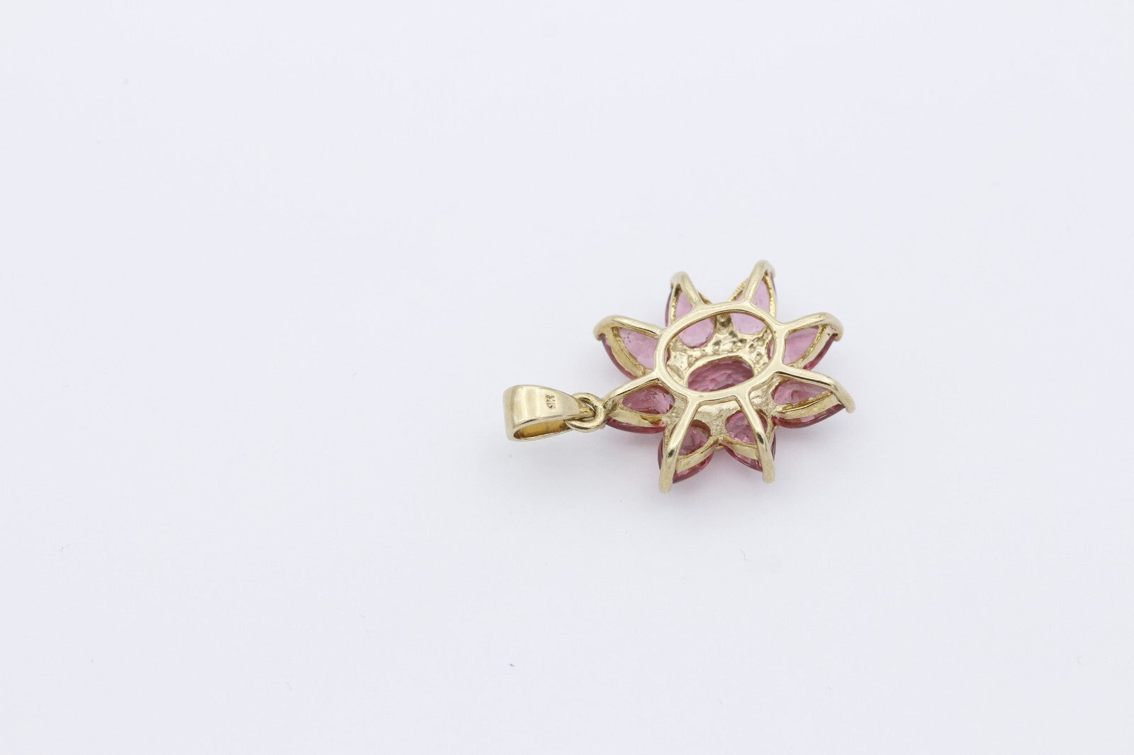 Wunderschöner Damen Anhänger aus 375 / 9k Gelbgold mit Juwelen