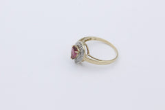 Schöner Damen Ring aus 375/9k Gelbgold mit ein echten Edelstein & Diamanten