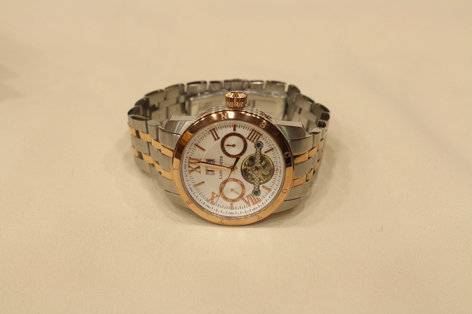 Herrenarmbanduhr Lanscotte Automatic Open Balance Edelstahl mit Goldfarben 42 mm