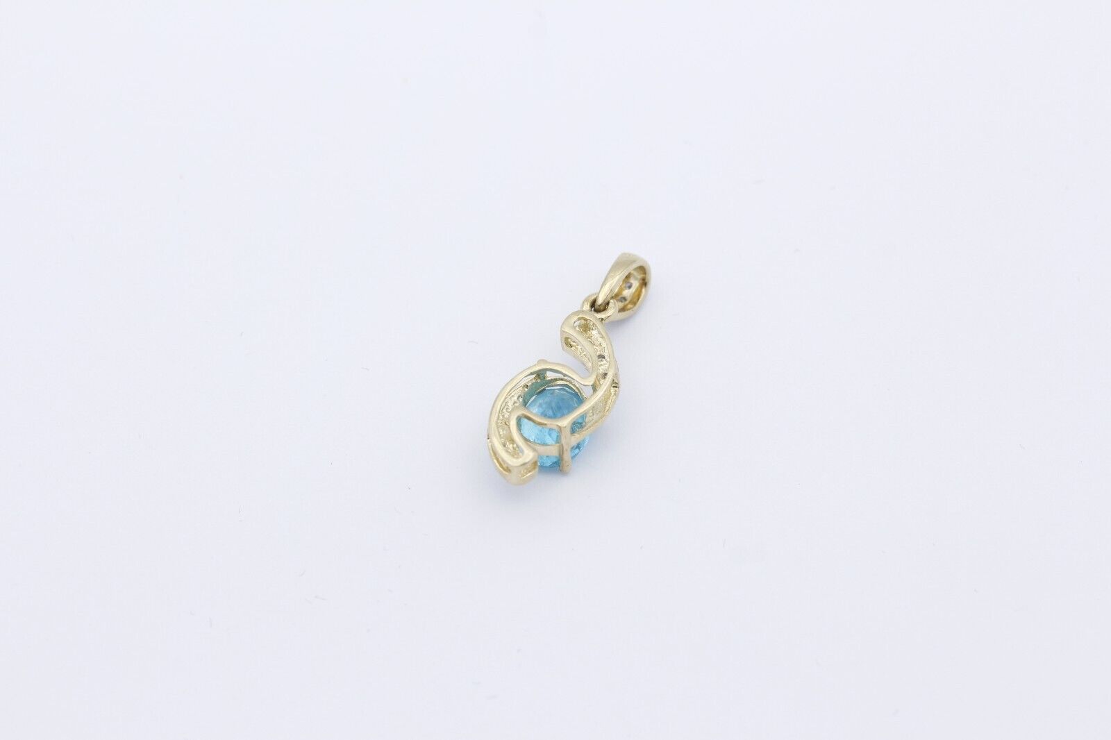 Juwelen Damen Anhänger aus 375 / 9k Gelbgold mit ein Topas & Diamanten