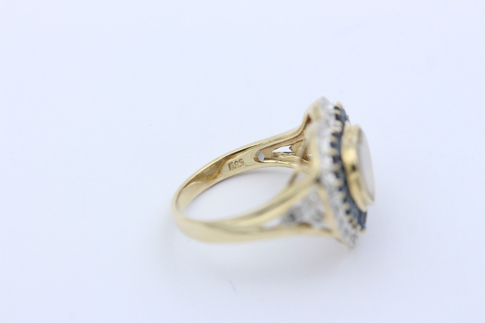 Schöner Damen Herz Ring aus 585 / 14K Gelbgold mit Saphir & Diamanten