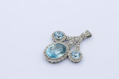 Art Déco Platin Anhänger mit Blaue Edelsteine & Diamanten edles Schmuckstück