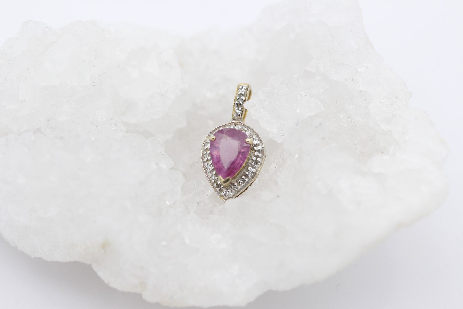 Schöner Damen Juwelen Anhänger aus 375 Gelbgold mit Edelstein & Diamanten