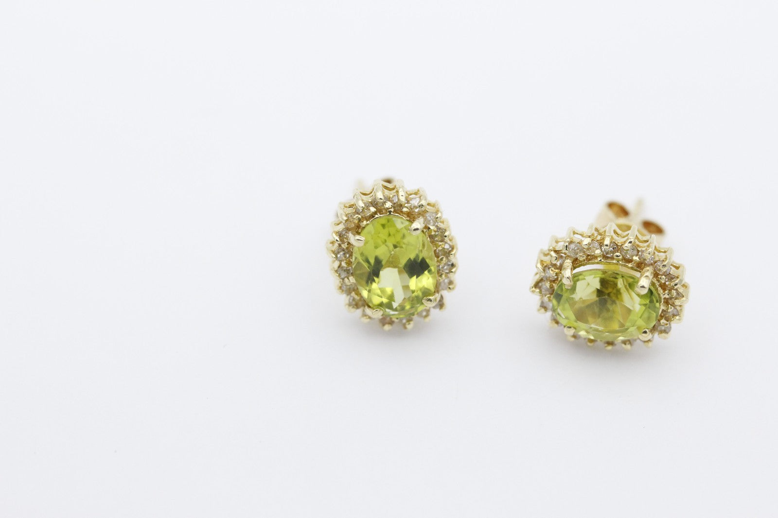 Traumhafter Ohrschmuck Ohrstecker aus 585 / 14k Gelbgold mit Citrin & Diamanten
