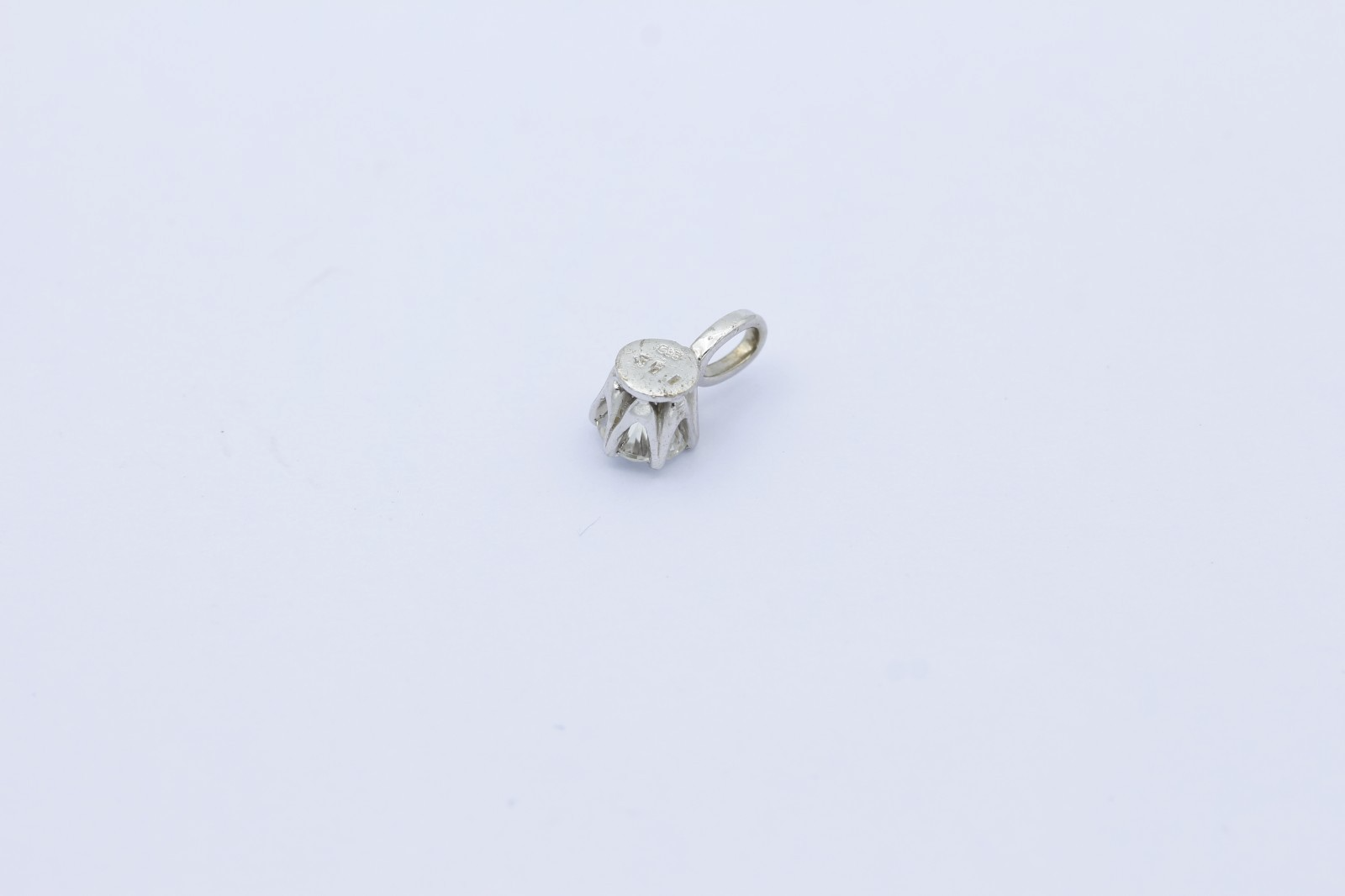 Zarter 585 Weißgold Anhänger Diamant 14K Solitär Brillantanhänger ca. 0,30 ct.