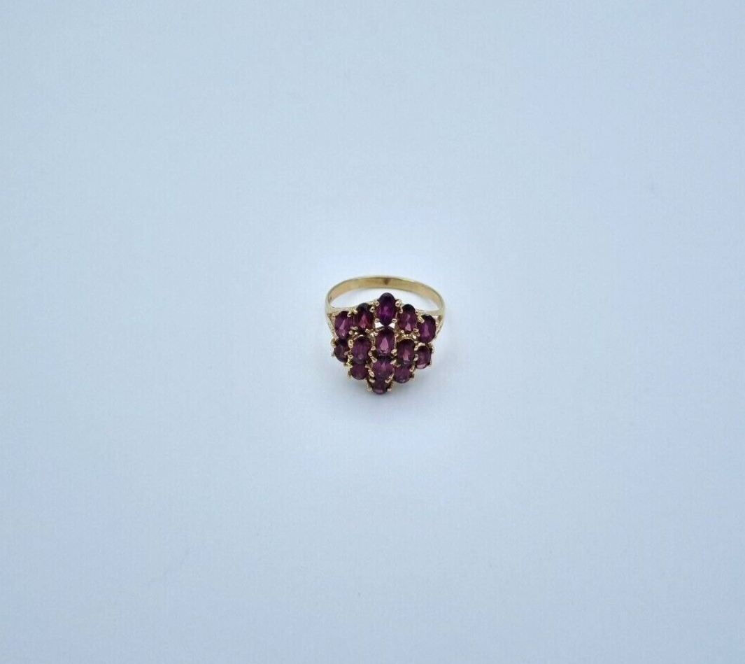 Wunderschöner Damen Ring aus 375er Gelbgold mit Amethyste