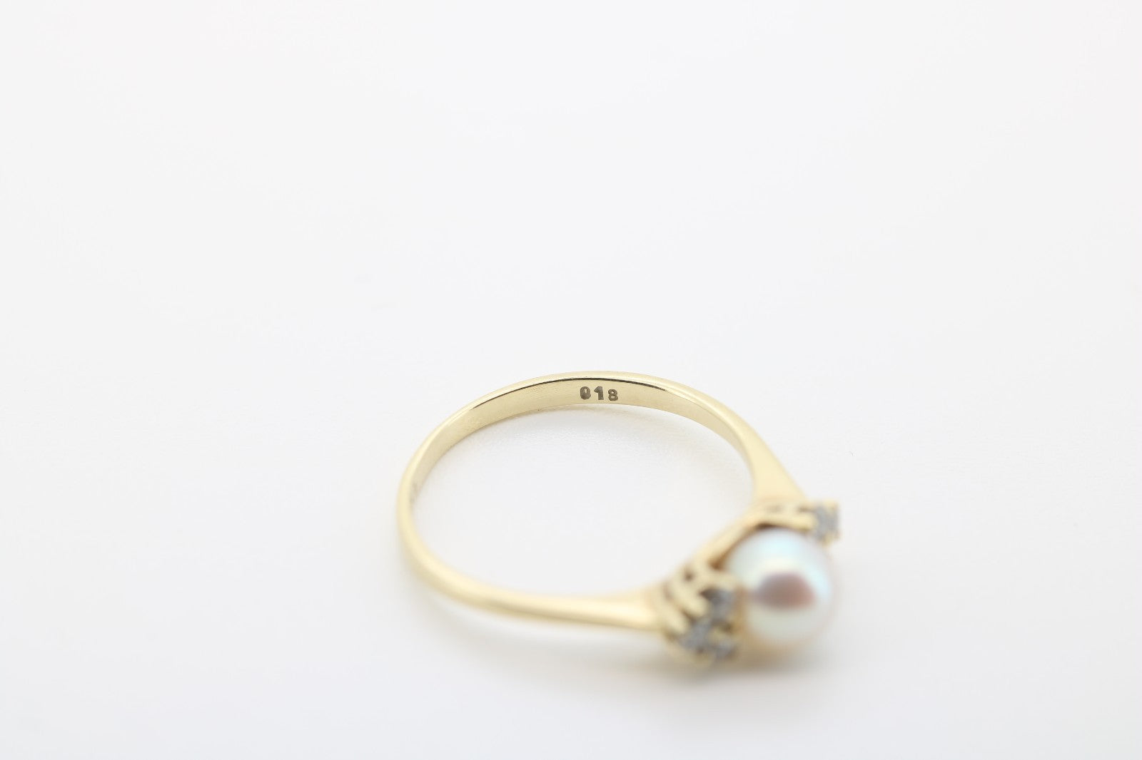 Eleganter 585 14K Goldring mit Brillanten und Perle – Vintage Stil | Gr. 52