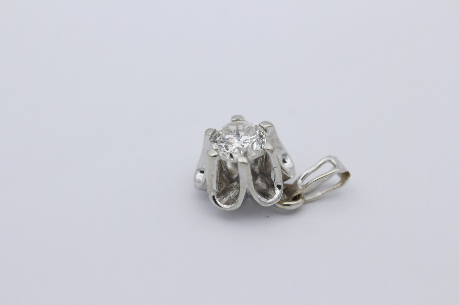 Schöner Solitär Brillant Anhänger aus 585er Weißgold ca. 0,75ct.