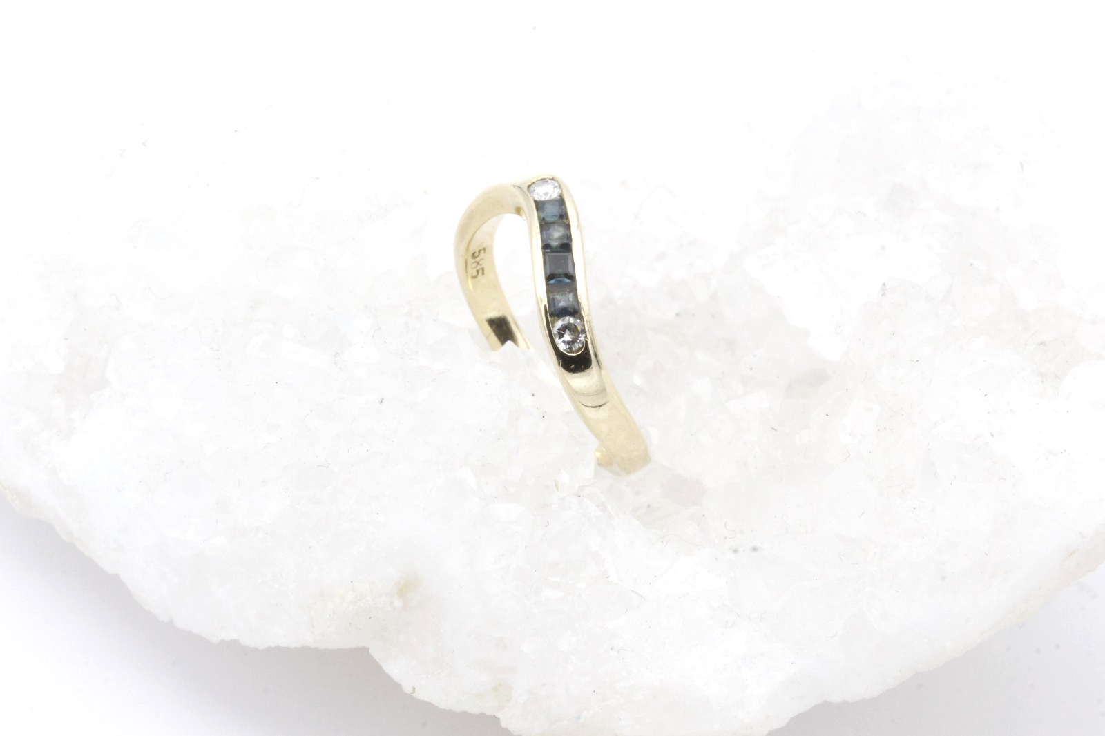 585 / 14 Karat Gelbgold Damen Ring Saphir & Brillanten moderner Design | Gr. 50