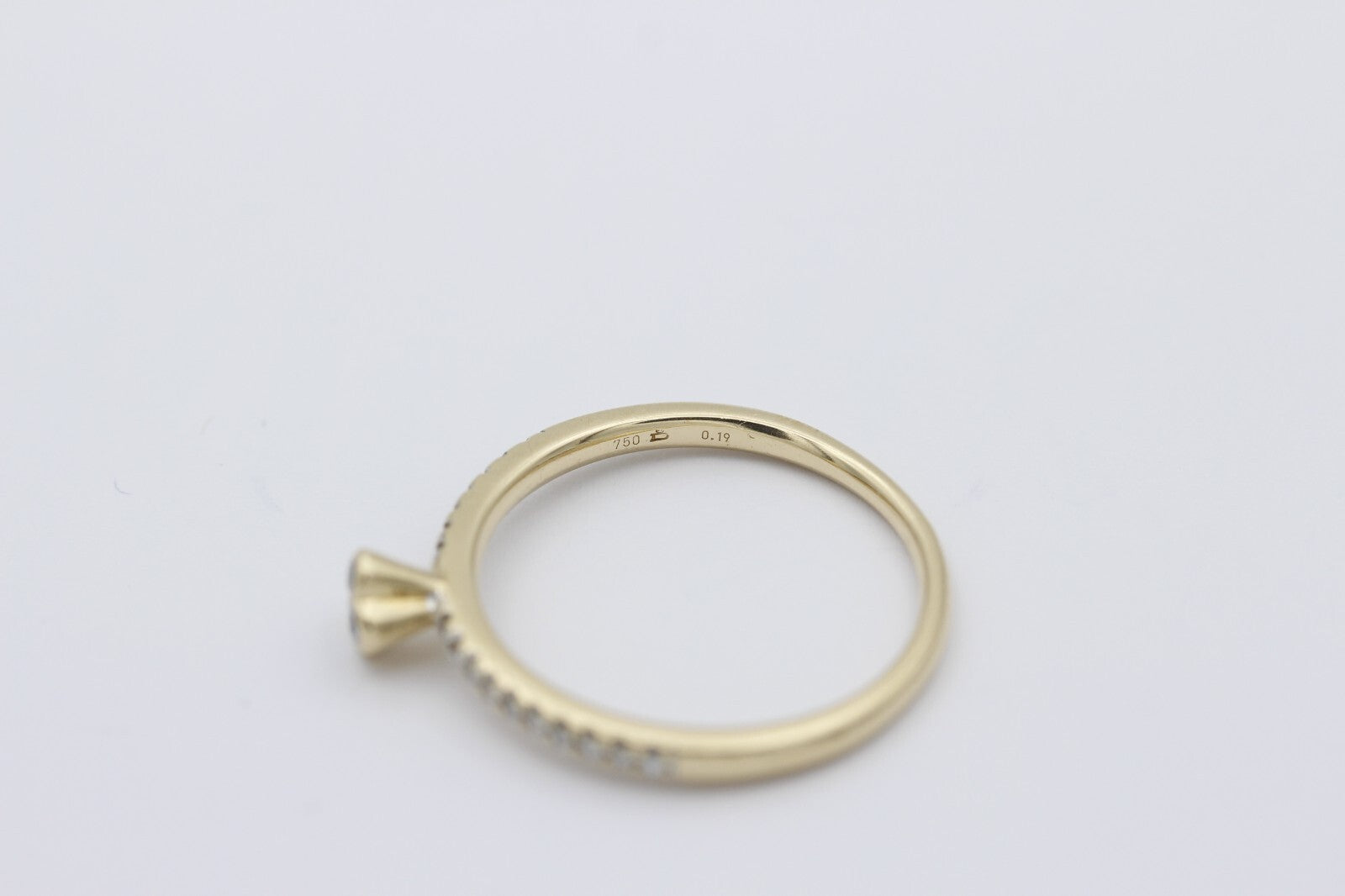 Schöner Marken Damen Ring aus 750er Gelbgold mit Diamanten 0,19 ct.