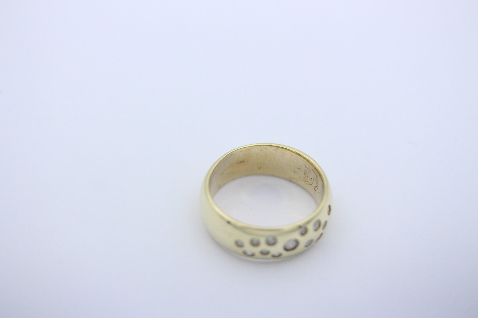 Hochwertiger Damen Ring aus 585 / 14k Gelbgold Sternenhimmel Brillanten 0,25 ct.