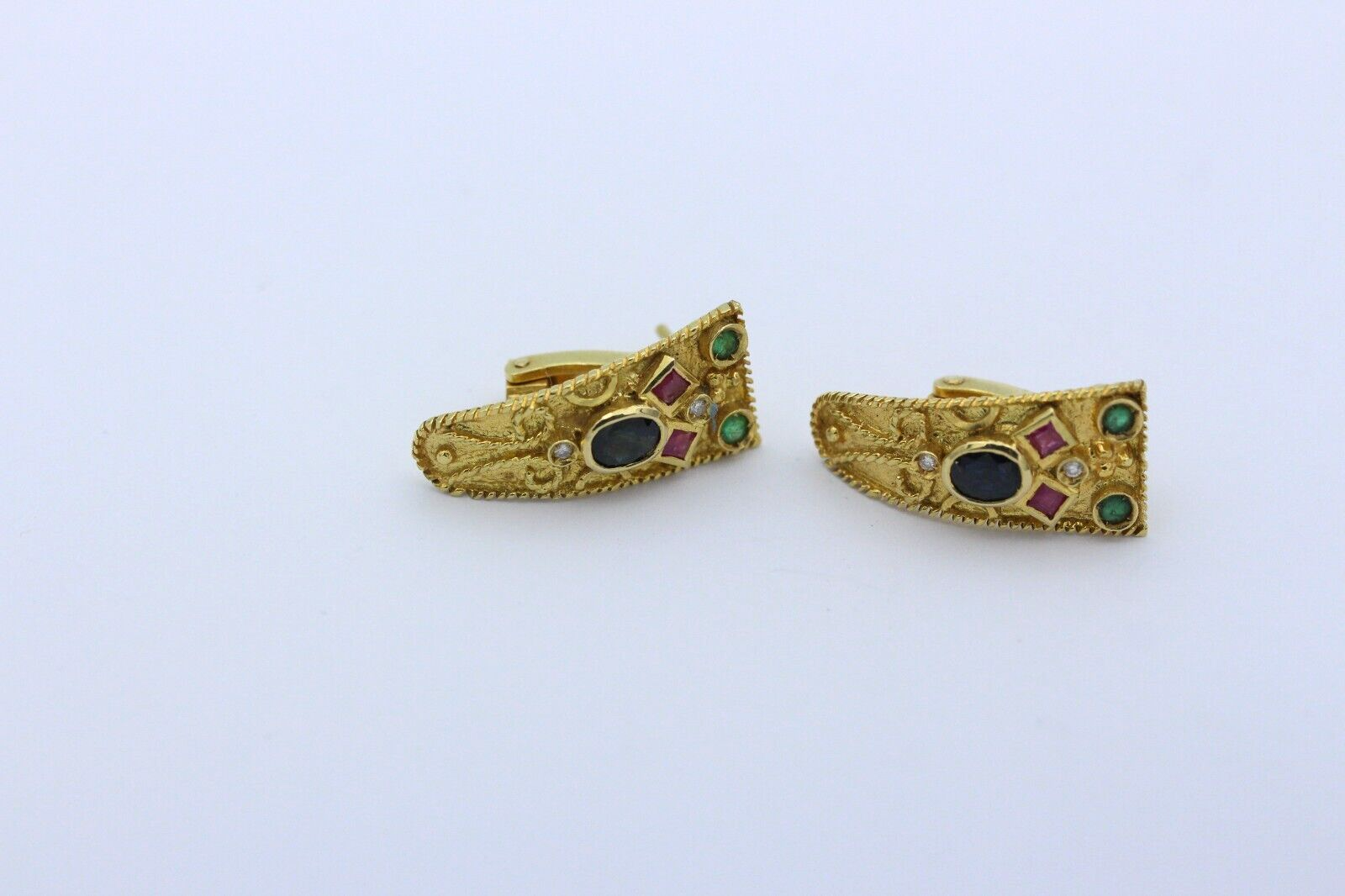 1 paar Antike Gold Designer Ohrschmuck Ohrclip aus 750/ 18K Gelbgold mit Juwelen