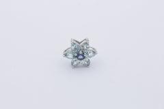 Wunderschöner Anhänger aus 375/9k Weißgold mit Echte Edelsteine