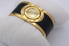 Gucci Twirl 112 breiter Armreif Damenuhr Edelstahl Vergoldet