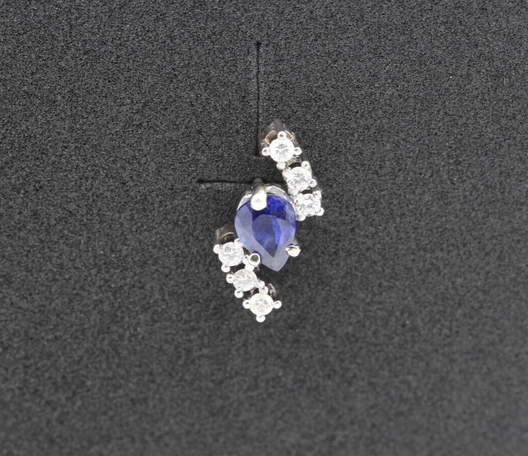 Traumhafte Damen Ohrstecker Ohrschmuck aus 585 Weißgold mit Saphir & Diamanten