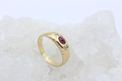 Schöner Damen Ring aus 750 / 18K Gelbgold mit ein Rubin & Diamanten | Gr. 49