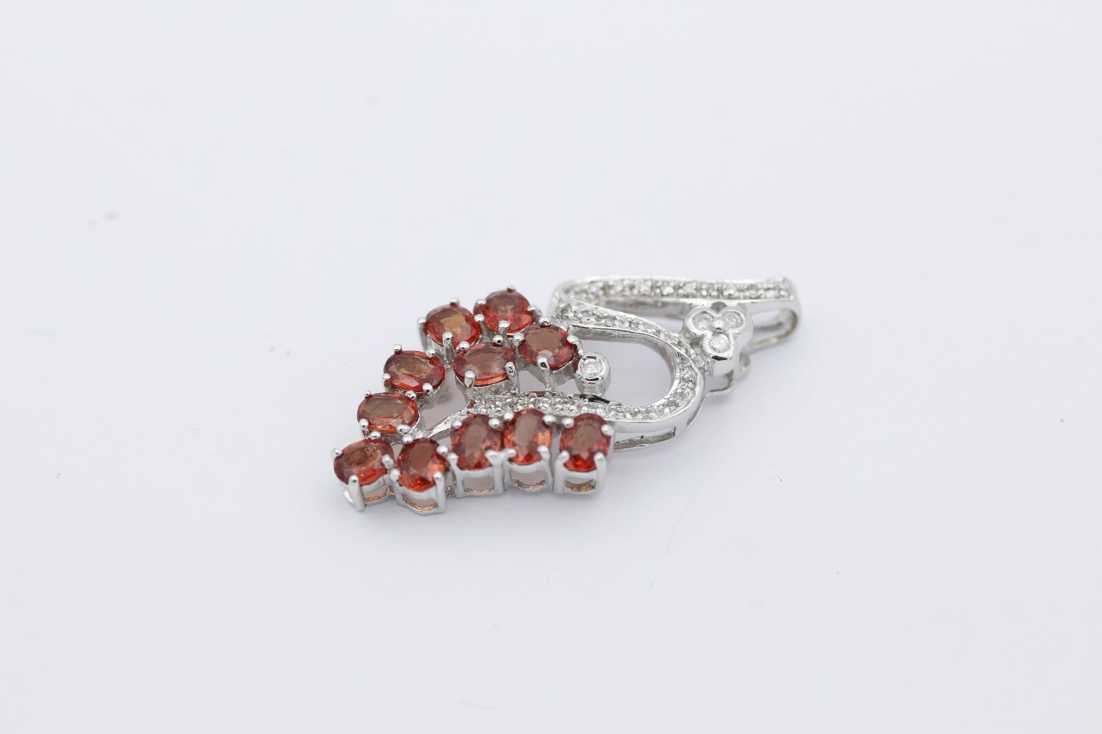 Juwelen Damen Anhänger aus 375 / 9 Karat Weißgold mit Edelsteine & Diamanten